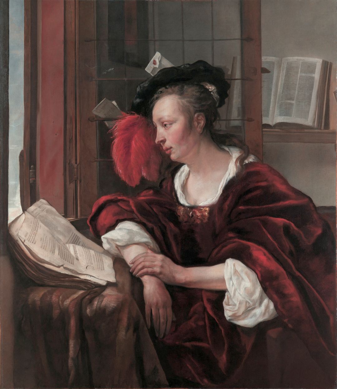 Pintura de una mujer con un libro abierto apoyada en el alféizar de una ventana